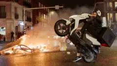 দ্য হেগ শহরে অসন্তোষের দৃশ্য