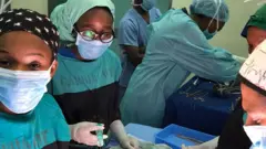 Abigael akiwa katika chumba cha upasuaji