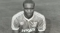 The player started his career at Ipswich Town before moving to Sheffield Wednesday, Real Sociedad, Aston Villa and Fenerbahçe