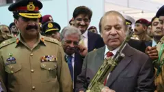نواز