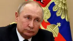 Vladimir Putin chairs a meeting with members of the Russian government, 10 March, Moscow