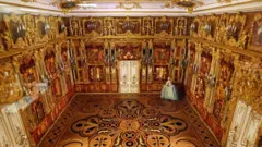 Миниатюрная копия Янтарной комнаты