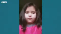 कश्मीरी बच्ची