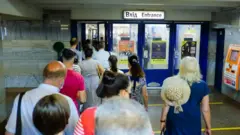 В Україні знову рекорд смертей і нових хворих на COVID-19