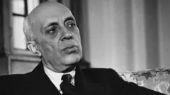 नेहरू