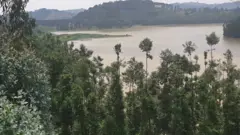 Igice cy'ibumoso ku ifoto ni cyo kiri kugenda gikama