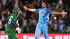 బౌలర్ అర్షదీప్ సింగ్