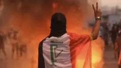 ما الذي يربط بين التظاهرات حول العالم؟