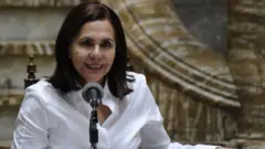 Karen Longaric