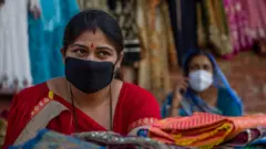 கொரோனா தாக்கம்: அதிக சிரமத்தை சந்திக்கும் சிறுவியாபாரிகள்