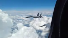 中國軍機軍演