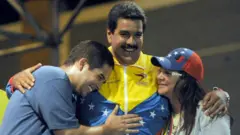 Shugaba Moduro da 'ya'yansa