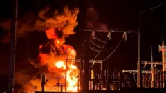 Фото пожара после взрыва опубликовал губернатор Белгородской области