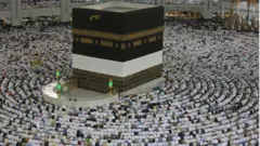 Awọn arinrinajo ni Mecca