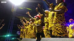 Ndị ụmụaka dara ogbi