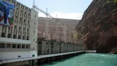 نیروگاه نارک