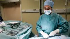 لماذا تخشى النساء في أفريقيا من الولادة القيصرية؟