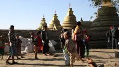 အဲဒီနယ်မြေမှာ ရှိတဲ့ အရပ်သားတွေ အားလုံးအတွက် စိုးရိမ်တယ်လို့လည်း ယန်ဟီလီးက ပြော