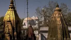 જ્ઞાનવાપી મસ્જિદ કાશી વિશ્વનાથ મંદિર