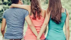 لماذا يظل حبيبك السابق "نوعك المفضل" في الحب؟