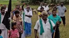 விவசாயிகள் கறுப்புக் கொடி ஆர்ப்பாட்டம்