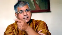 प्रकाश आंबेडकर