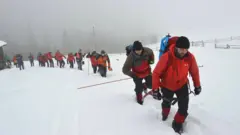 рятувальники