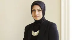 رفیعه که مادر سه فرزند است بیش از ۱۷ سال سر و کارش با مسائل مربوط به حقوق خانواده بود