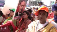 সবগুলো জেলা থেকেই মানুষ এসে যোগ দিয়েছিল খুলনার জনসভায়