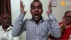 பரிசு பெற்ற ஆசிரியர்