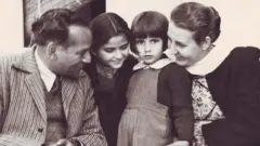 فیض احمد فیض
