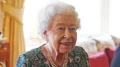 Di Queen dey well enough to take part for virtual audiences again