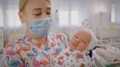 немовлята сурогати