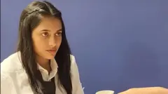 दिव्या देशमूख