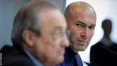 Zidane (iburyo)