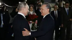 Ўзбекистон Президенти Шавкат Мирзиёев ва Россия Президенти Владимир путин