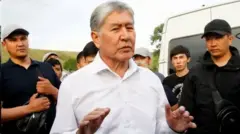 الماس‌بیگ آتامبایف، رئیس جمهور سابق