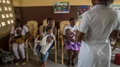 La poliomyélite est une maladie qui attaque généralement les enfants en bas âge qui ne sont pas vaccinés