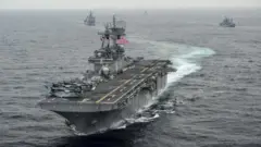 Perezida Trump avuga ko Ubwato USS Boxer "bwakoze igitero co kwikingira" drone ya Irani