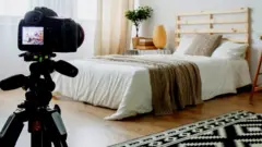 Miidhamtoonnii viidiyoo saalqunnamtii marsariitii ‘GirlsDoPorn’ irraa viidiyoowwan akka haqaman barbaadu