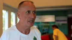 เวอร์นอน หรือ เวิร์น อันสเวิร์ธ