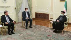 رئیسی در ددیار با قریشی