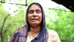 મહિલા