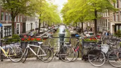 Hollanda