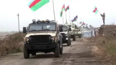 Озарбайжон ҳарбийлари колоннаси