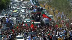 عمران خان ملاتړي