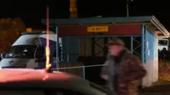 Остановка общественного транспорта, обстрелянная в деревне Большеорловское в Борском районе