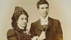 Foto de Marcela y Elisa.