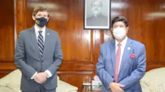 আর্ল মিলার একে আব্দুল মোমেন