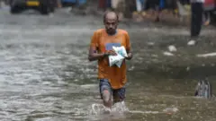 मुंबई पूर